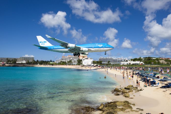 KLM Boeing 747 landing at Maho Beach, St Maarten