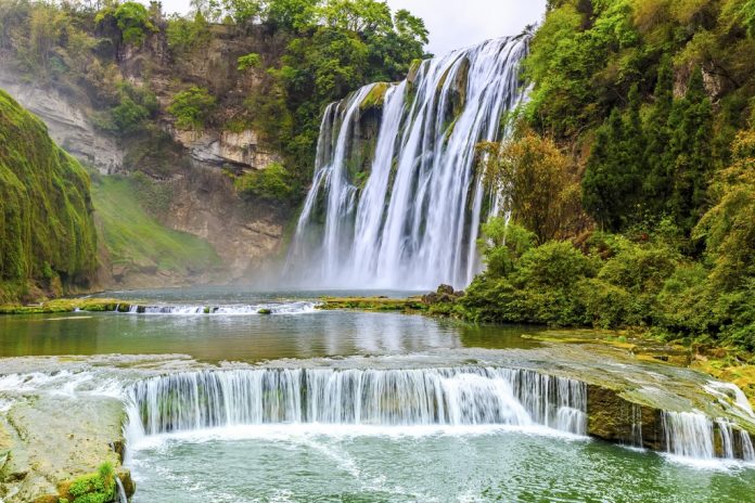 Huangguoshu Waterfalls falls, Guizhou, China