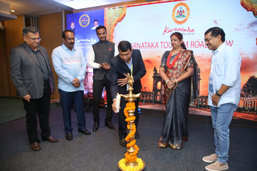 karnataka tourism department director